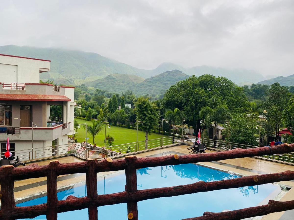 Meera Valley Resort By Nexottel Udaipur Eksteriør billede