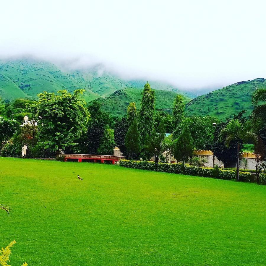 Meera Valley Resort By Nexottel Udaipur Eksteriør billede